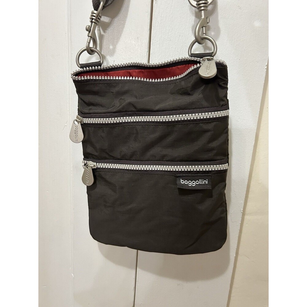 Baggallini Double Zipper Front Pockets Travel Crossbody Bag Gray